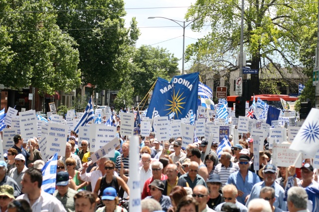 Macedonian_Greek-Australians_rally_in_Melbourne,_people_with_flags_and_signs